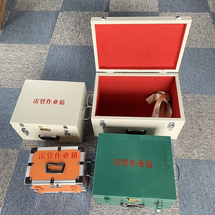 盐津爆破工程作业箱如何选择？玻璃钢与传统材质的全面对比